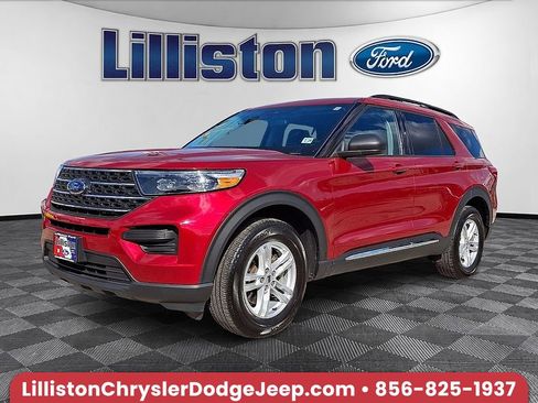Used 2024 Ford Explorer XLT w/ Class IV Trailer Tow Package AWD/4WD image 1
