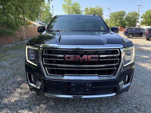 Used 2022 GMC Yukon SLT w/ SLT Luxury Package AWD/4WD image 8