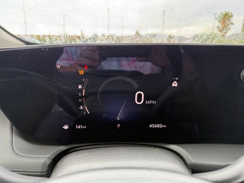 Used 2024 Buick Encore GX Sport Touring FWD image 14