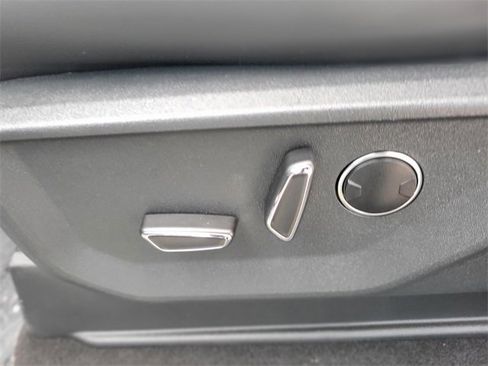 New 2025 Ford F150 Lightning Lariat image 20