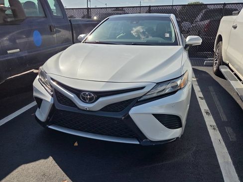 Used 2019 Toyota Camry XSE w/ Driver Assist Package FWD image 5