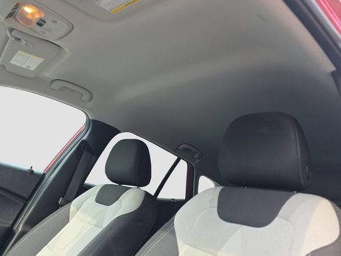 Used 2026 Chevrolet Trax LS FWD image 8