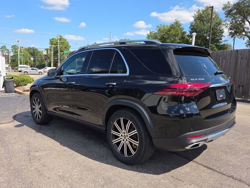Used 2026 Mercedes-Benz GLE 350 4MATIC image 3