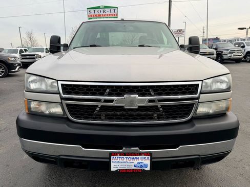 Used 2007 Chevrolet Silverado 2500 LT w/ Heavy-Duty Power Package image 9