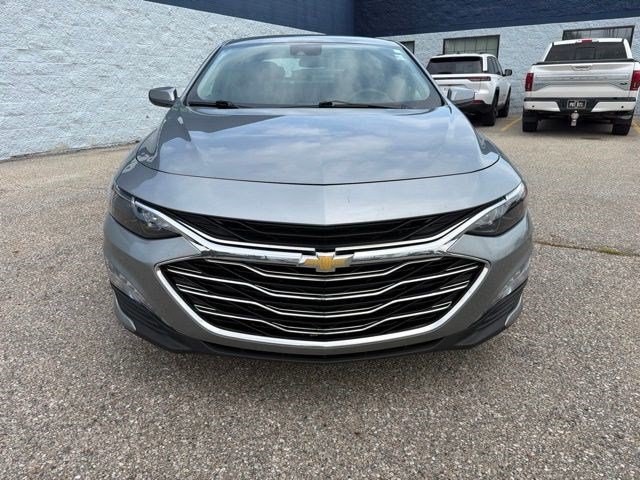 Used 2024 Chevrolet Malibu LT FWD image 9