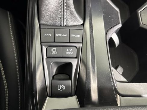 Used 2025 Toyota Camry SE FWD image 39