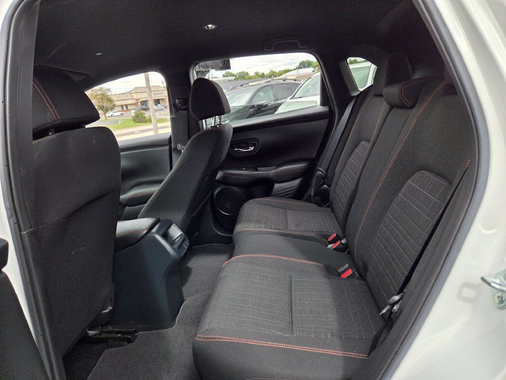 Used 2024 Honda HR-V Sport image 19