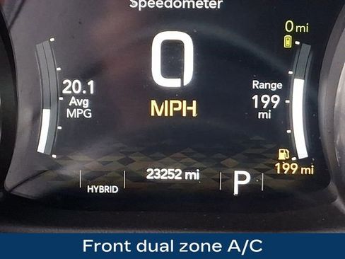 Used 2023 Jeep Wrangler Unlimited Rubicon 4xe image 4