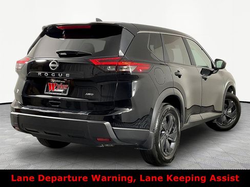 Certified 2026 Nissan Rogue SV AWD/4WD image 6