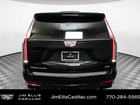 Used 2024 Cadillac Escalade ESV Sport image 29