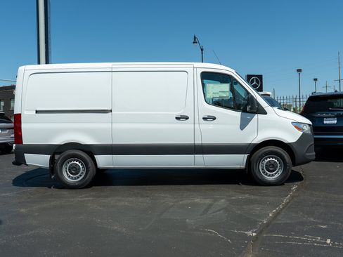 New 2026 Mercedes-Benz Sprinter 2500 image 4