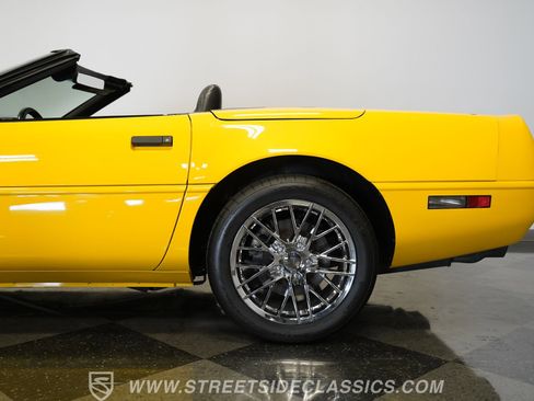 Used 1996 Chevrolet Corvette Convertible image 30