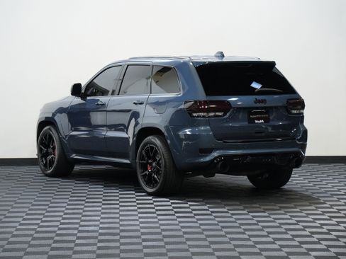 Used 2019 Jeep Grand Cherokee SRT w/ Trailer Tow Group IV AWD/4WD image 8