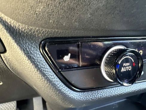 Used 2025 Honda HR-V Sport image 36