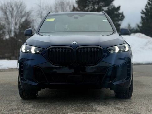 New 2026 BMW X5 xDrive40i w/ M Sport Package AWD/4WD image 9