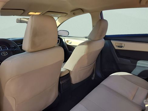 Used 2015 Toyota Corolla LE image 10