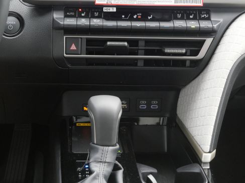 New 2026 Toyota Camry XLE AWD/4WD image 10