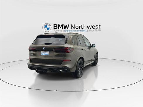 New 2026 BMW X5 xDrive40i w/ M Sport Package image 2