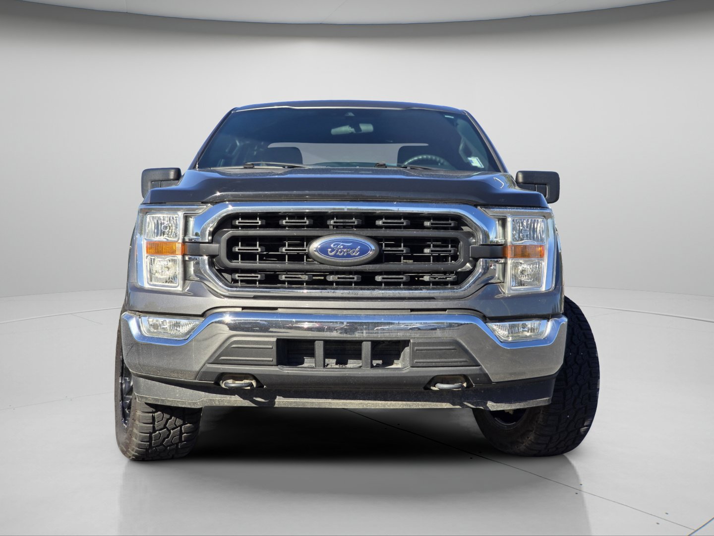 Used 2021 Ford F150 XLT w/ Trailer Tow Package AWD/4WD image 3