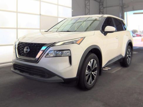 Used 2023 Nissan Rogue SV FWD image 6