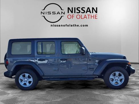 Used 2021 Jeep Wrangler Unlimited Sport image 25