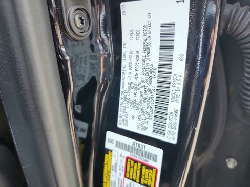 Used 2016 Toyota Tundra SR5 w/ SR5 Upgrade Package RWD image 24