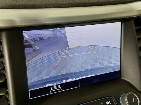 Used 2021 GMC Acadia SLE AWD/4WD image 15