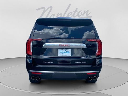 Used 2024 GMC Yukon XL Denali AWD/4WD image 7