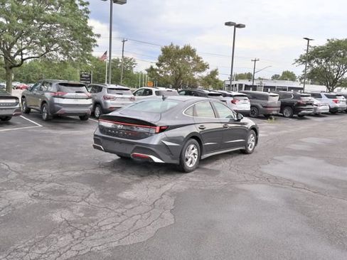 Used 2026 Hyundai Sonata SE FWD image 7