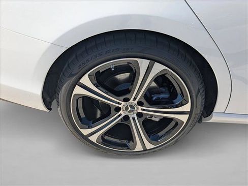 Used 2025 Mercedes-Benz C 300 Sedan image 24