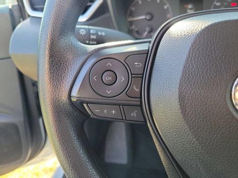 Used 2024 Toyota Corolla LE FWD image 17