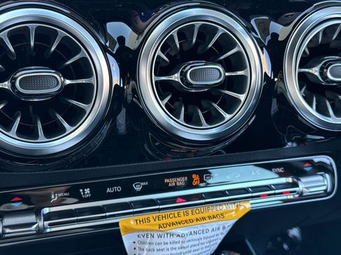 New 2025 Mercedes-Benz GLA 35 AMG AMG GLA 35 image 25