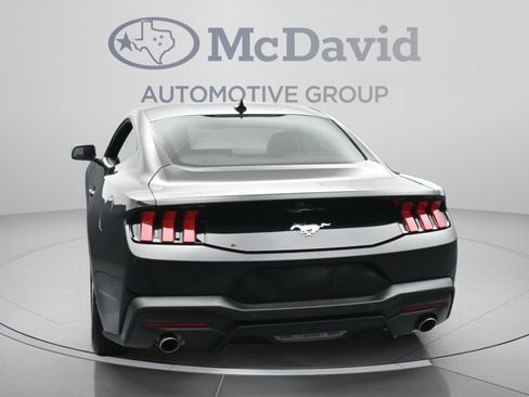Used 2026 Ford Mustang Coupe RWD image 7