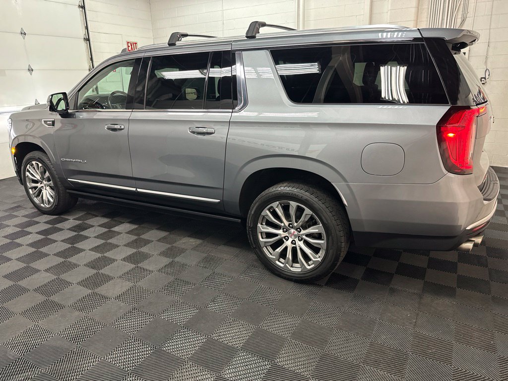 Used 2022 GMC Yukon XL Denali w/ Max Trailering Package AWD/4WD image 6