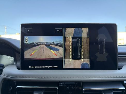 Certified 2023 Lincoln Nautilus Reserve w/ Equipment Group 201A image 25