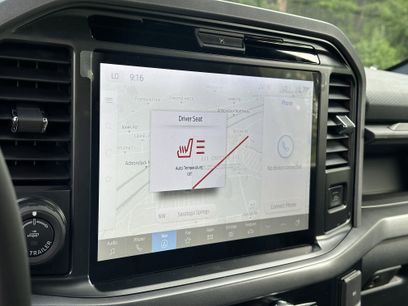 New 2025 Ford F150 XLT w/ Equipment Group 302A MID