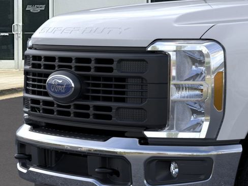 New 2026 Ford F350 XL image 17