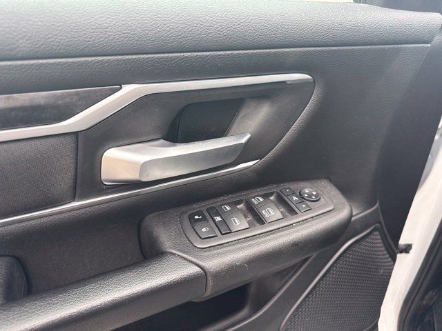 Used 2023 RAM 1500 Big Horn AWD/4WD image 17
