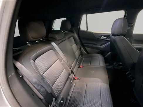 New 2026 Chevrolet Equinox LT AWD/4WD image 12