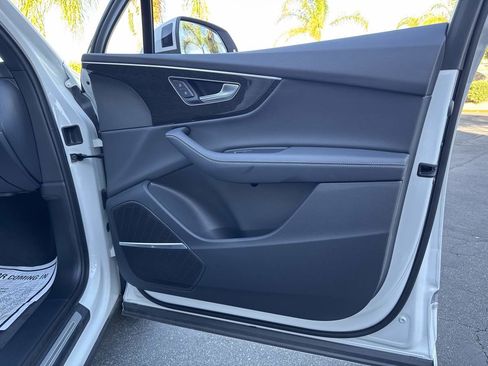 Used 2025 Audi Q7 3.0T Premium Plus image 48