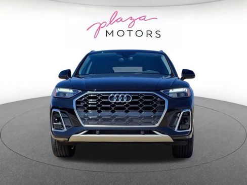 Certified 2023 Audi Q5 2.0T Premium w/ Convenience Package AWD/4WD image 2