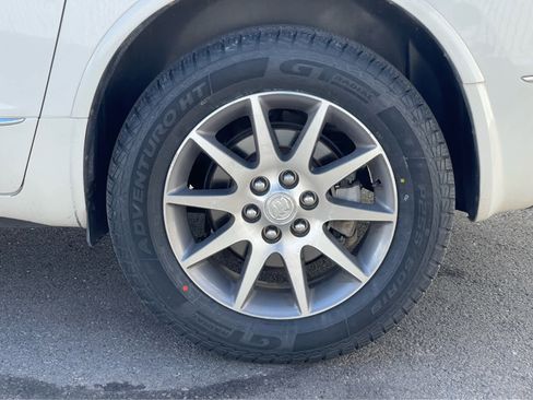 Used 2015 Buick Enclave Leather image 10