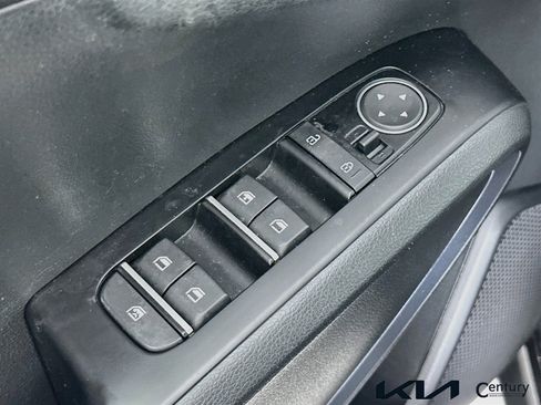 Certified 2023 Kia Soul EX FWD image 17