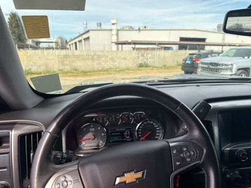 Used 2017 Chevrolet Silverado 1500 LT w/ All Star Edition image 23