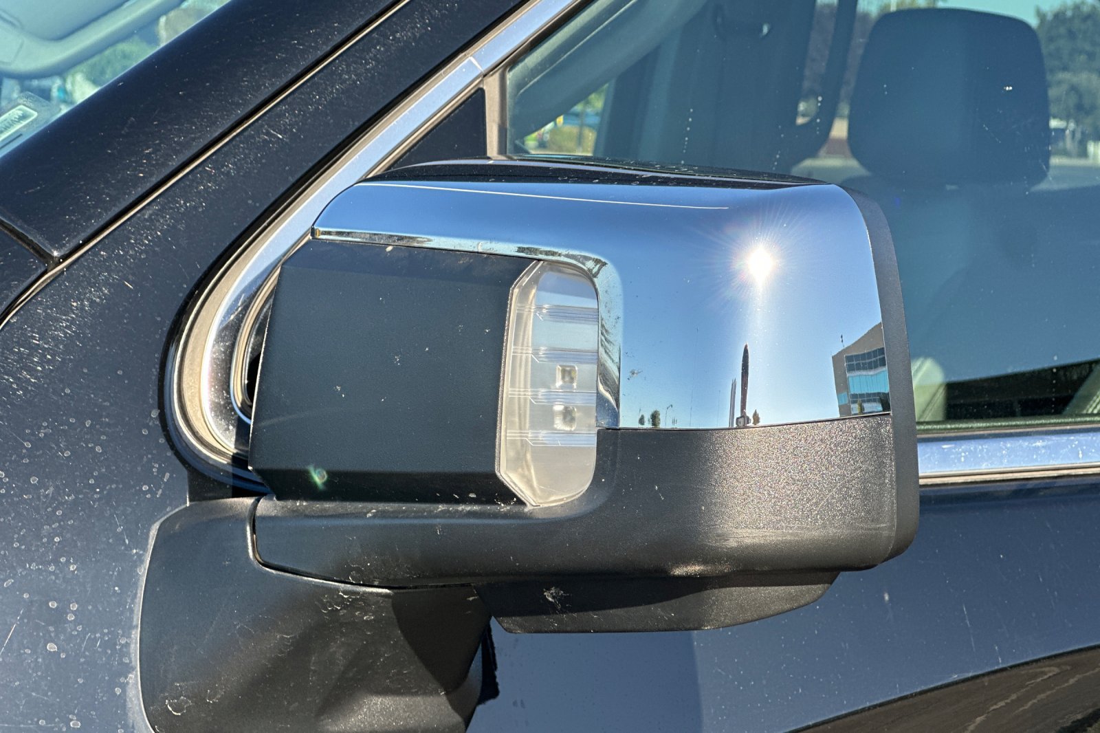 Used 2025 GMC Sierra 1500 SLT AWD/4WD image 51