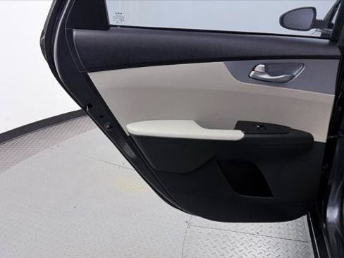 Used 2023 Kia Forte LXS FWD image 16