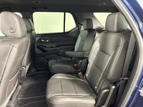 Used 2022 Chevrolet Traverse LT AWD/4WD image 23