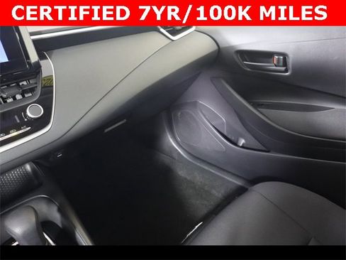 Used 2025 Toyota Corolla LE image 13