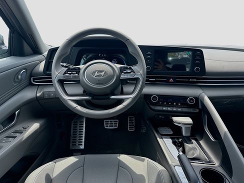 New 2026 Hyundai Elantra Sport FWD image 15