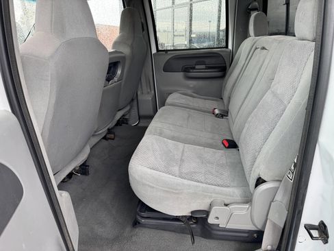 Used 2004 Ford F350 XLT image 8